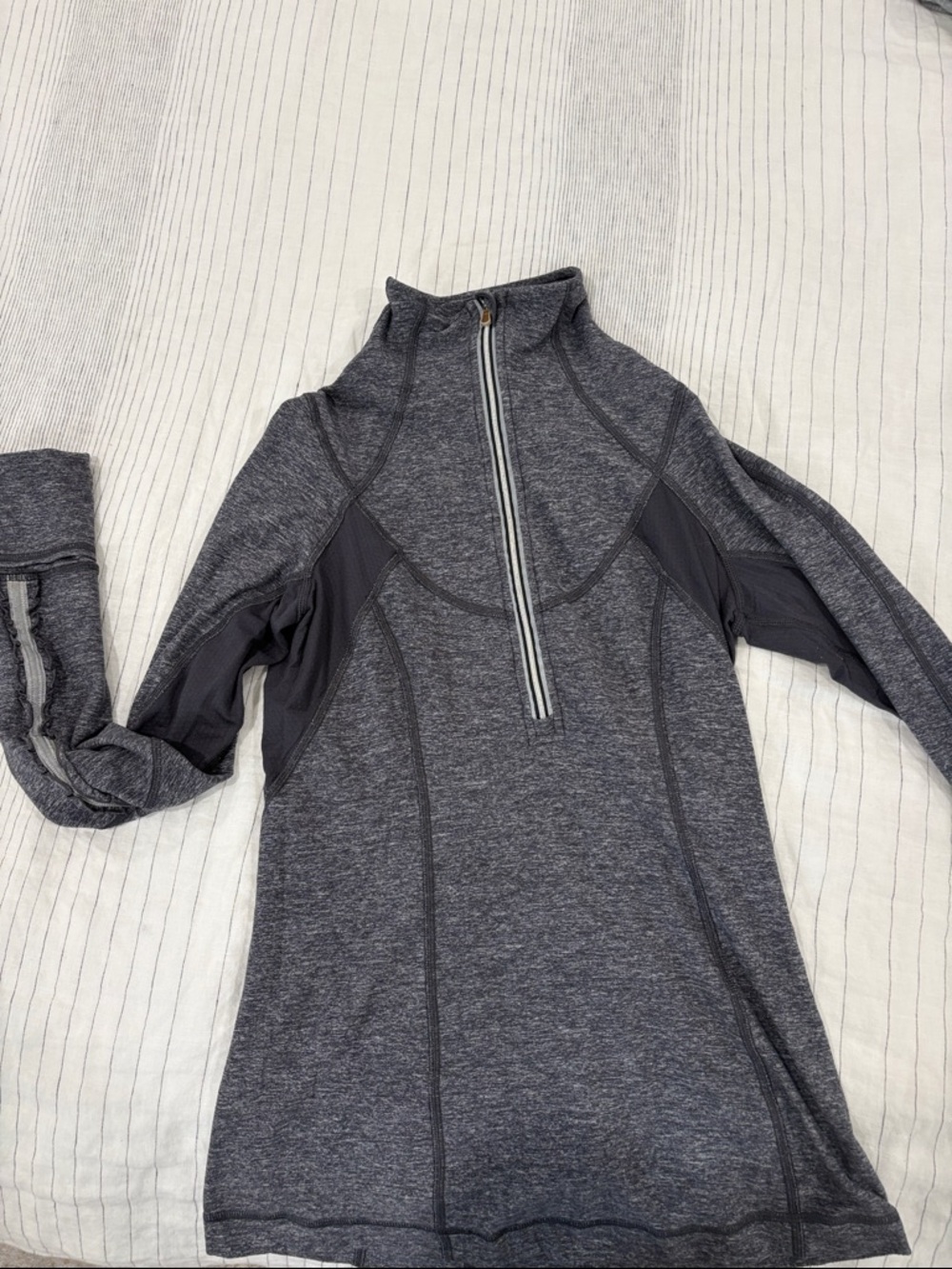lululemon athletica Women's Long Sleeve Half-Zip Top - Dark Gray